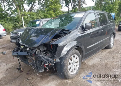 2014 Chrysler Town & Country Touring from USA, damaged, VIN 2C4RC1BG2ER440300